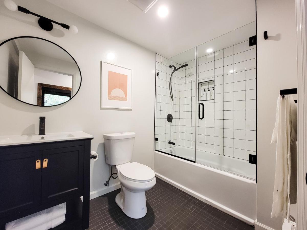 Black Pearl Unit 2 - Lake Placid, Mirror Lake Екстериор снимка